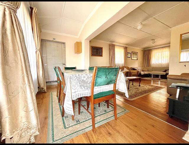 3 BEDROOM HOUSE FOR SALE IN WOODLANDS